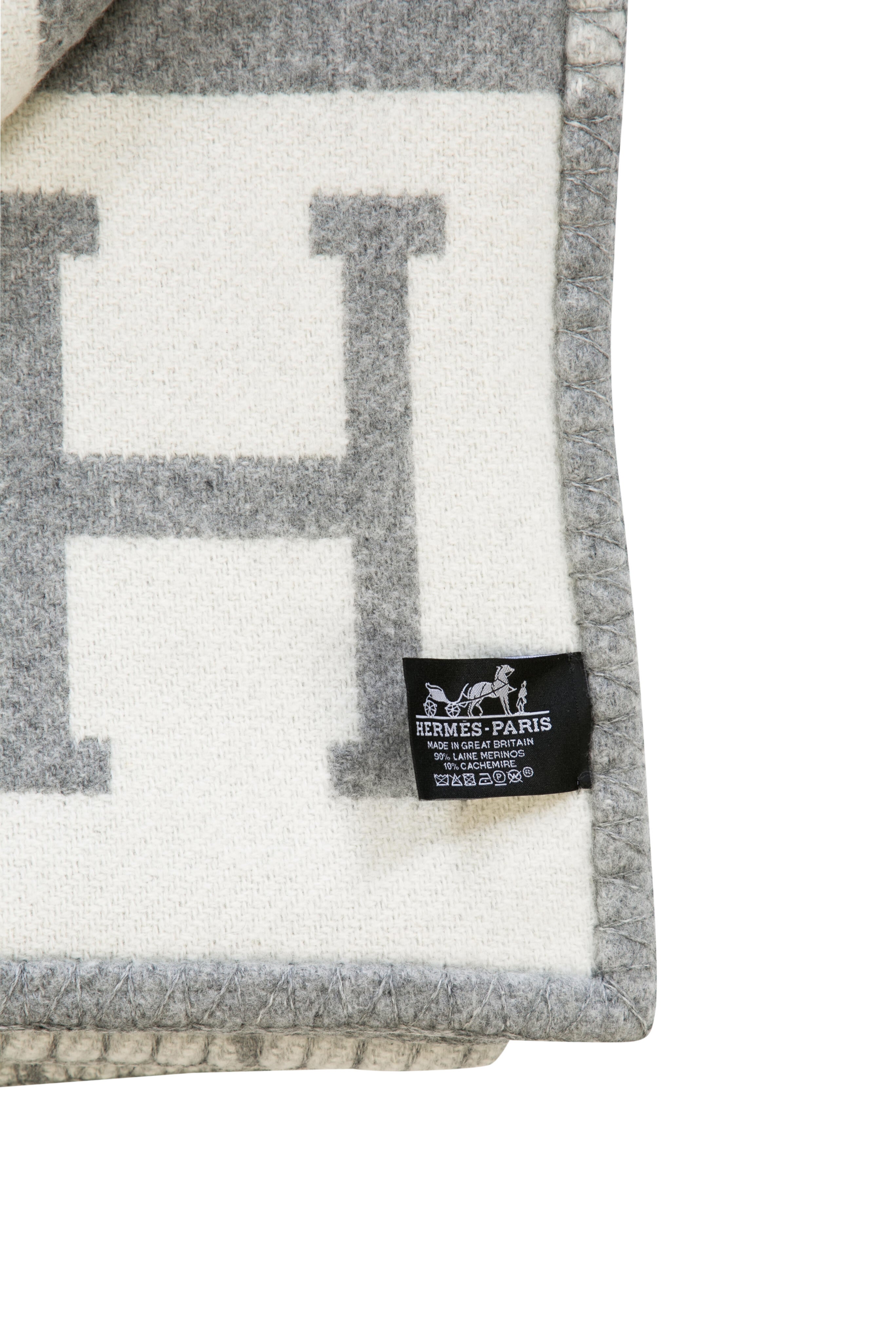 Hermès Avalon III Throw Blanket Grey Throws, Pillows & Throws