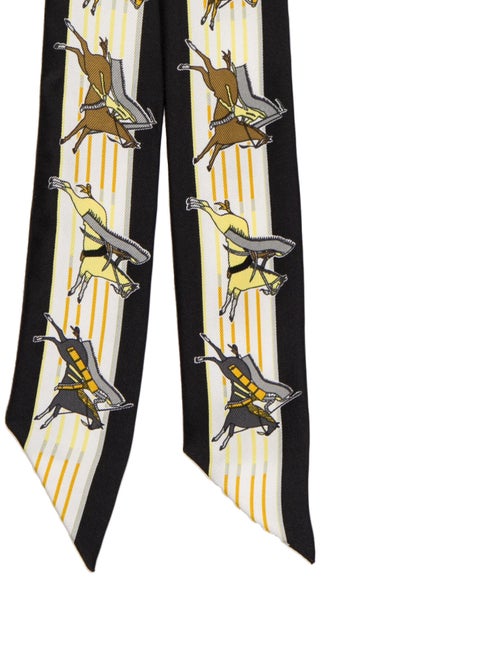 Hermès Pani La Shar Pawnee Silk Twilly Scarf