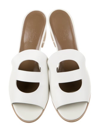 Hermès Mona Leather Slides