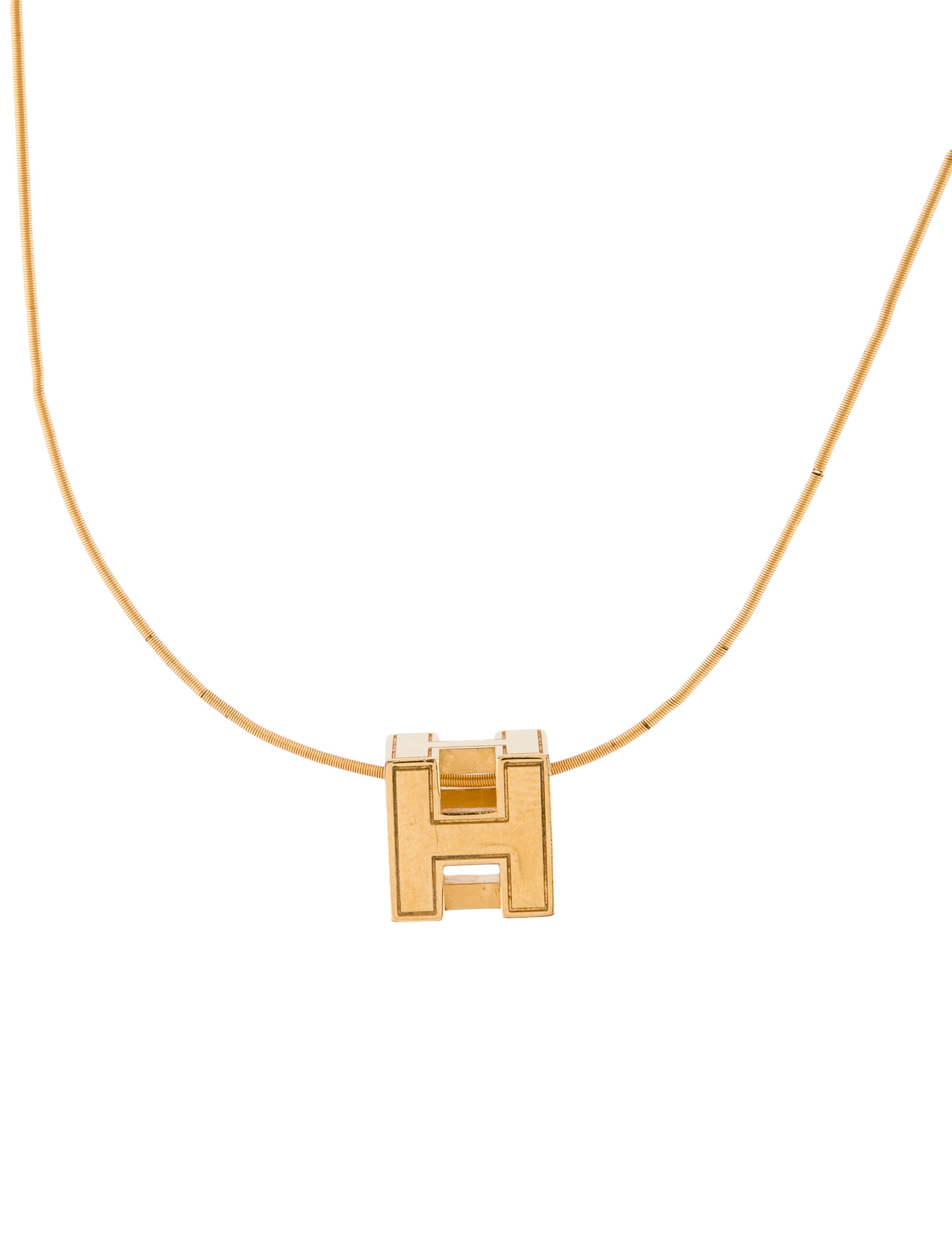 Hermès Loop Grand Pendant Necklace 18K Yellow GoldPlated Pendant