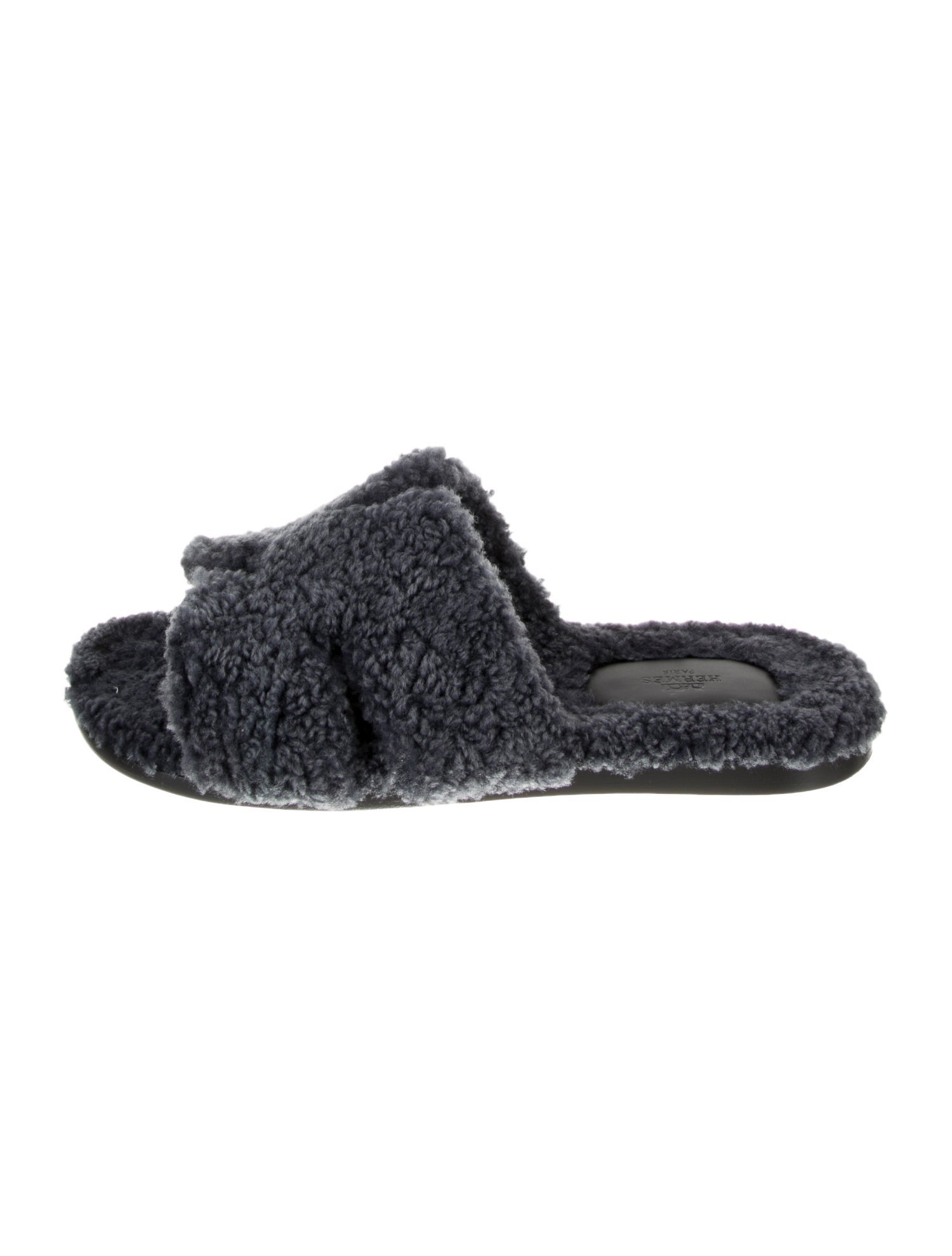 【希少】HERMES Izmir Shearing Fur Black 44 Hermès Izmir Shearling Faux Fur - Grey Sandals, Shoes