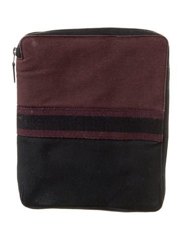 Hermès Clutches Fourre Tout Zip-Around Wallet