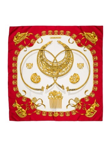 Hermès Scarves and Shawls Silk Scarf 90cm