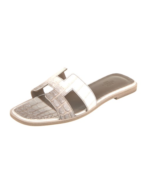 Hermès Himalayan Oran Leather Slides