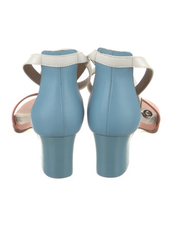 Hermès Menage Leather Sandals