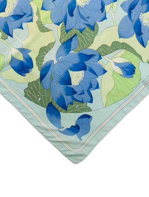Hermès Fleurs de Lotus Silk Scarf