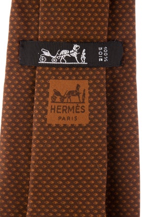 Hermès Silk Pattern print Necktie and Handkerchief set