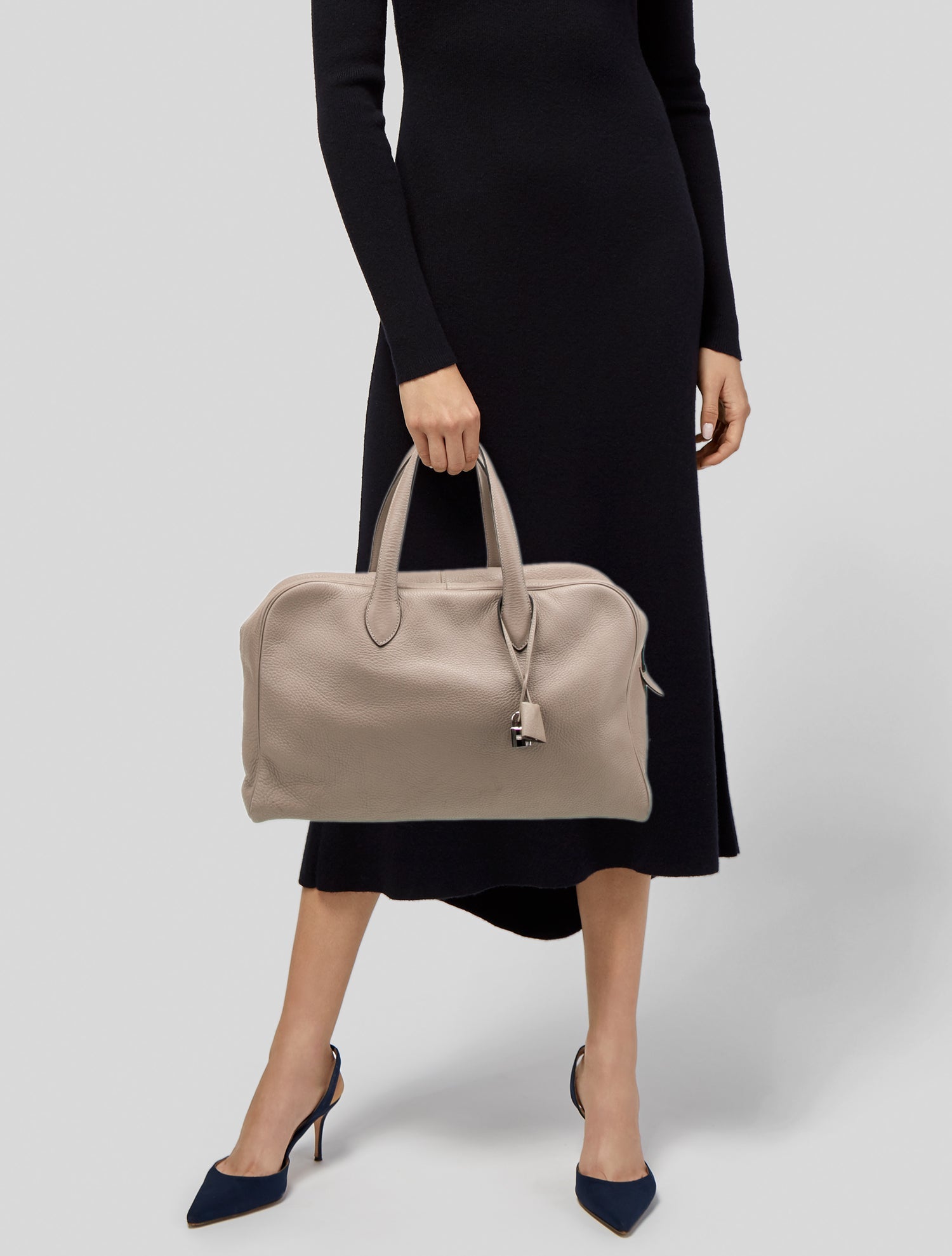 Hermès Clemence Victoria II 43