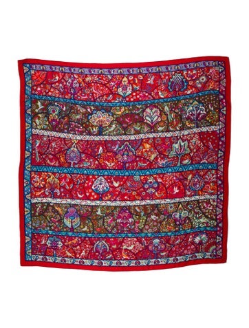 Hermès Scarves and Shawls Au Pays des Oiseaux Fleurs Silk Shawl 140cm