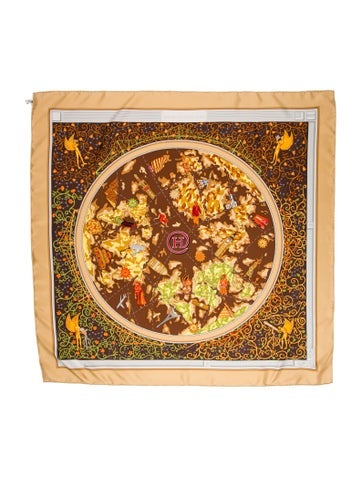 Hermès Scarves and Shawls www.hermes.com Silk Scarf 90cm