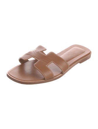 Hermès Oran Leather Slides