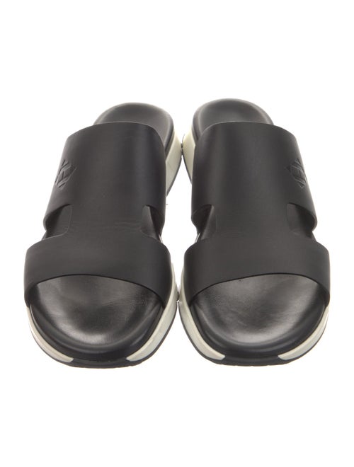 Hermès Varadero H Logo Slides