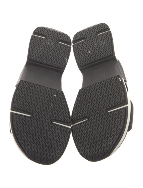 Hermès Varadero H Logo Slides