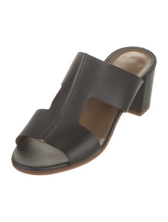 Hermès Ostia Leather Slides