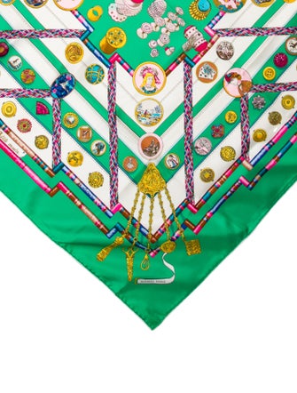 Hermès Petite Main Silk Scarf