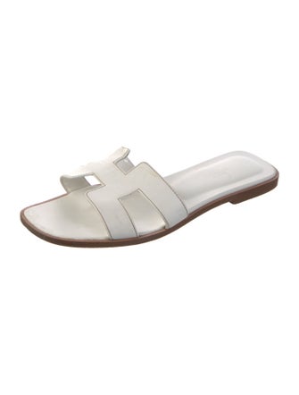Hermès Oran Leather Sandals
