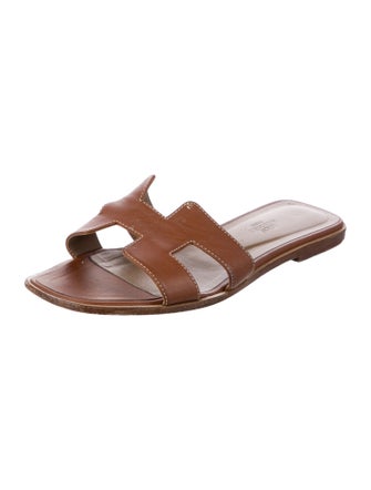 Hermès Oran H Logo Slides