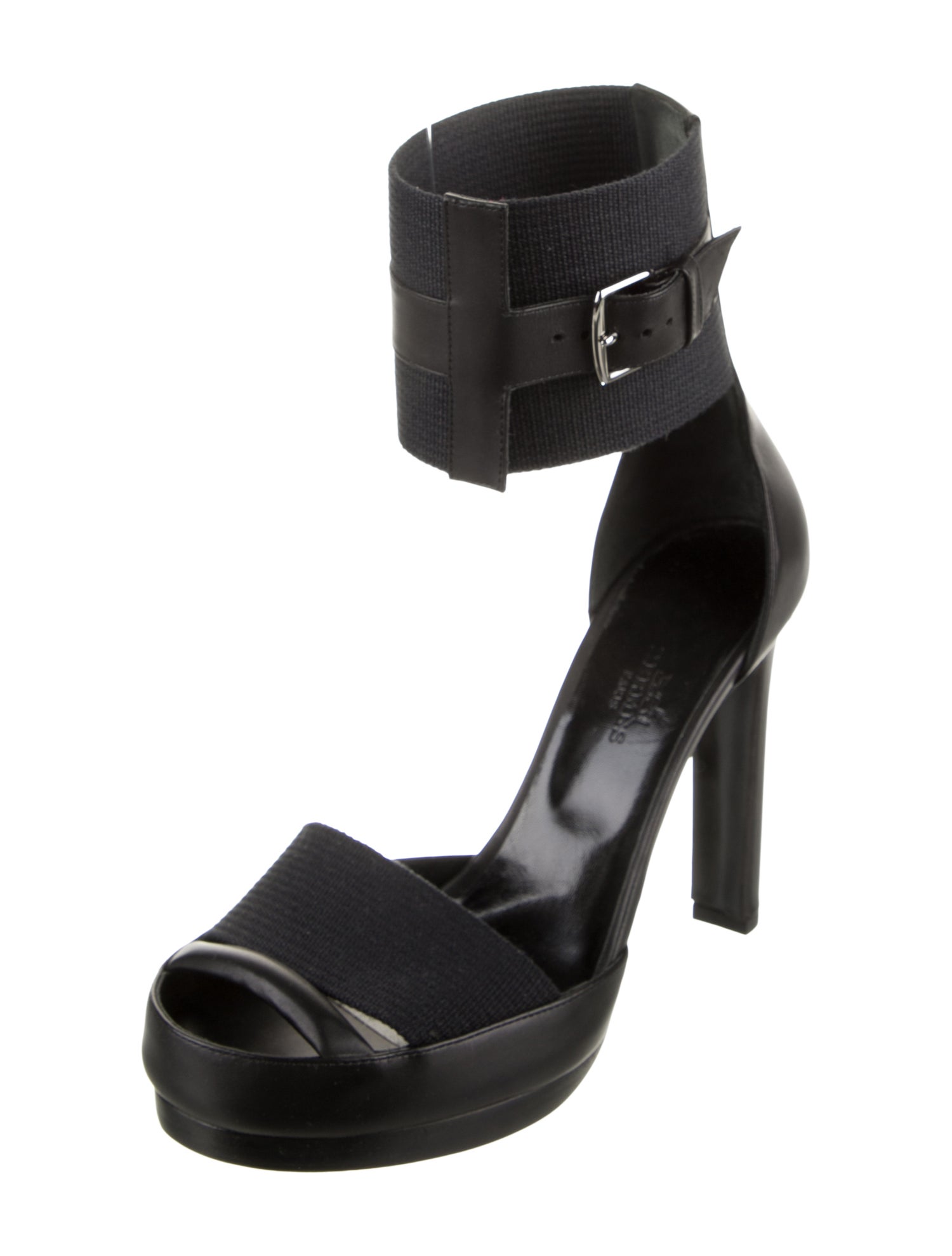 Hermès Canvas D'Orsay Pumps