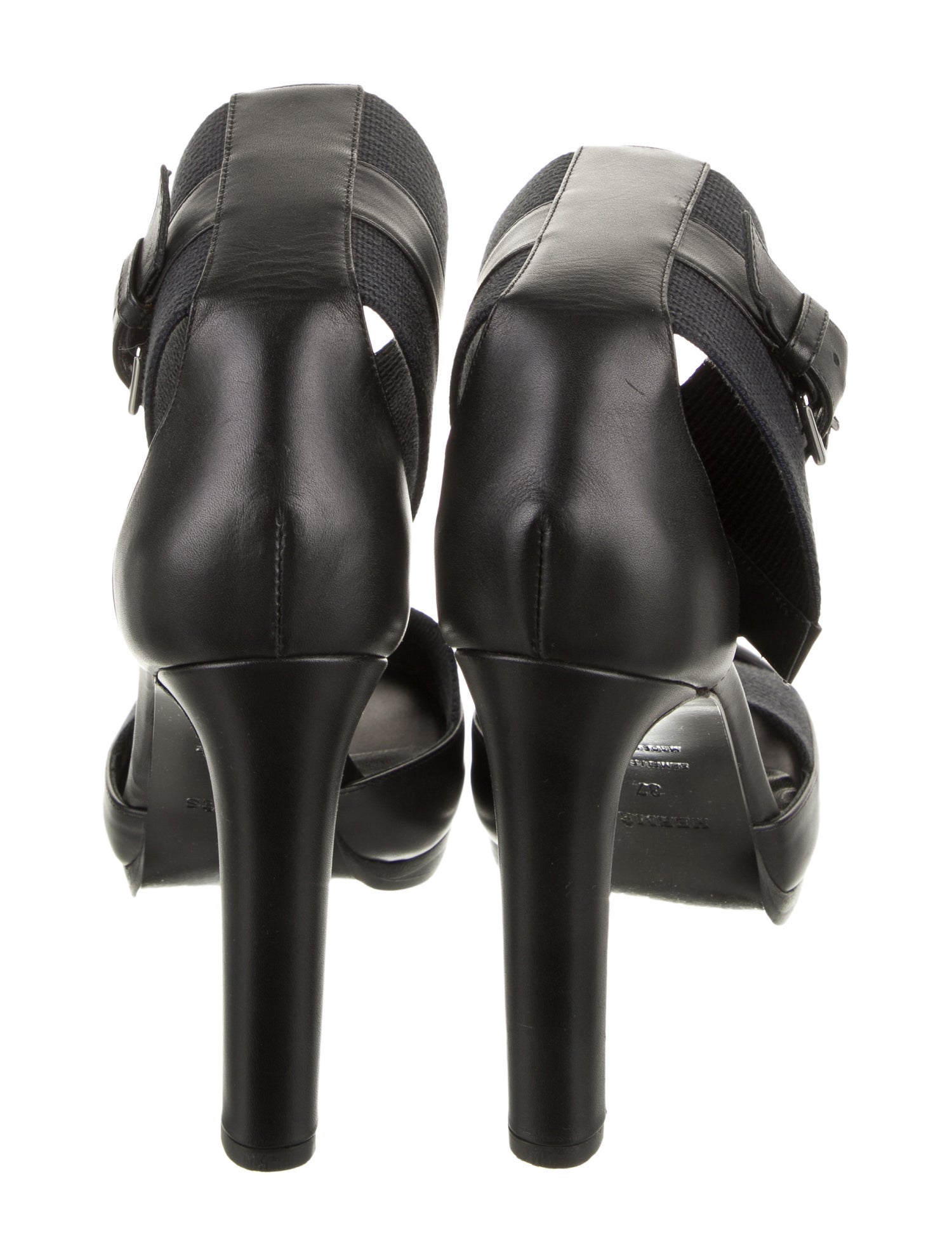 Hermès Canvas D'Orsay Pumps