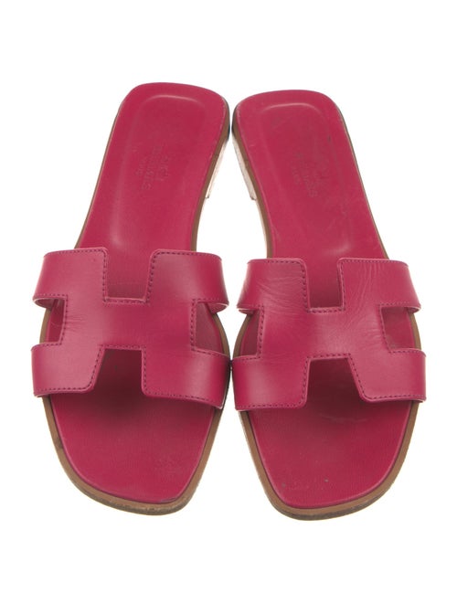 Hermès Oran H Logo Slides