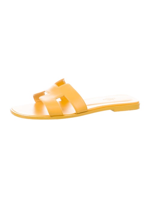 Hermès Oran H Logo Slides