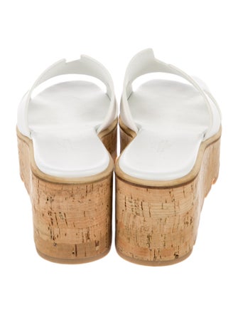 Hermès Eze 30 H Logo Slides