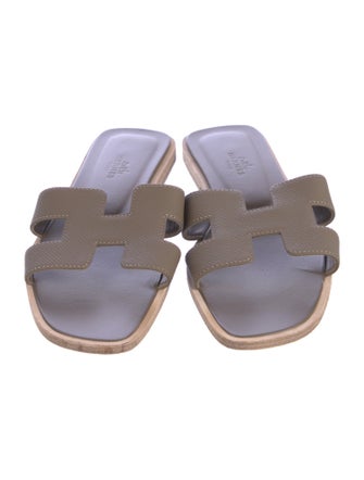Hermès Oran H Logo Slides
