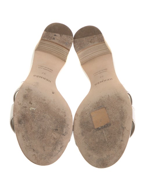 Hermès Oasis H Logo Slides