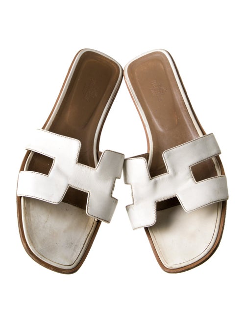 Hermès Oran H Logo Slides