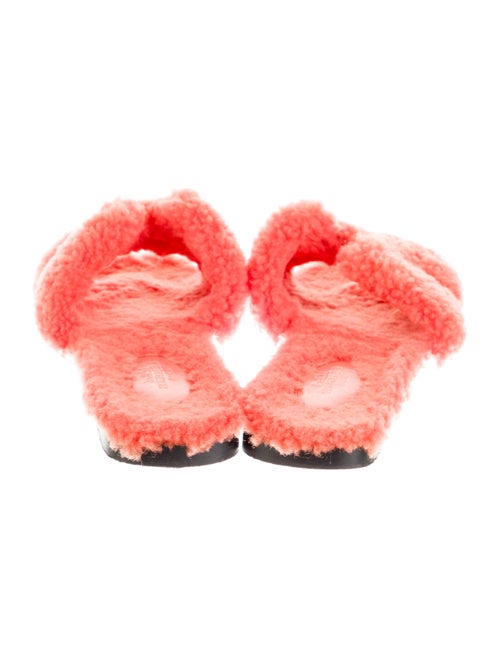 Hermès Oran H Logo Slides