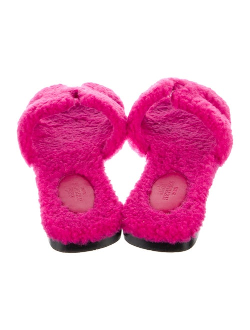 Hermès Oran H Logo Slides