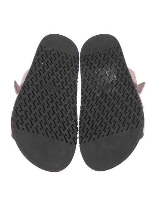 Hermès Chypre H Logo Slides