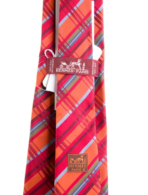 Hermès Silk Patterned Tie