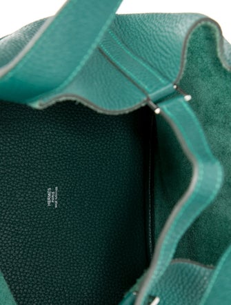 Hermès Clemence Picotin Lock 22