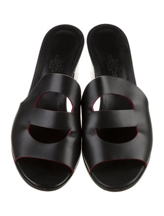 Hermès Mona Leather Slides