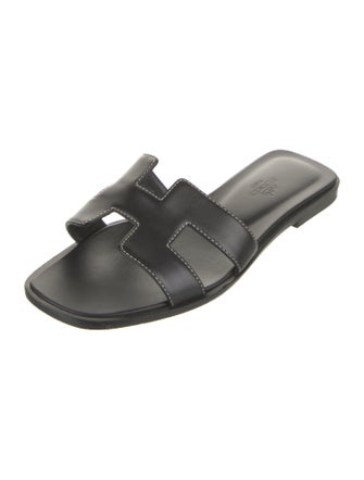 Hermès Oran H Logo Slides