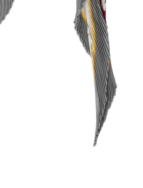 Hermès Les Voitures a Transformation Silk Plissé Scarf