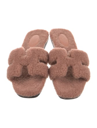 Hermès Oran H Logo Slides