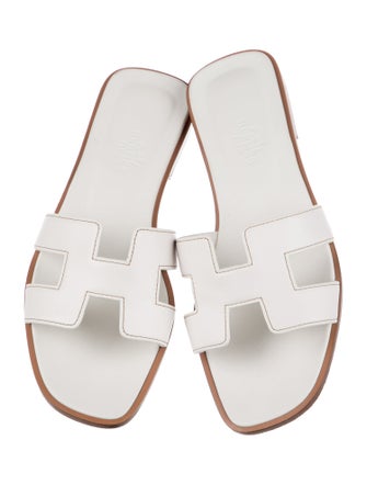 Hermès Oran H Logo Slides