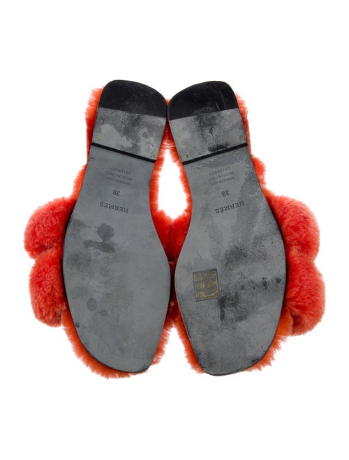 Hermès Oran H Logo Slides