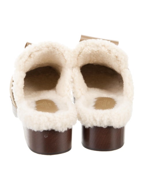 Hermès 2022 Kelly Turn-Lock Carlotta Mules