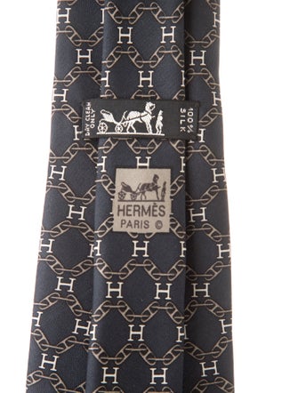 Hermès Pattern Print Silk Tie