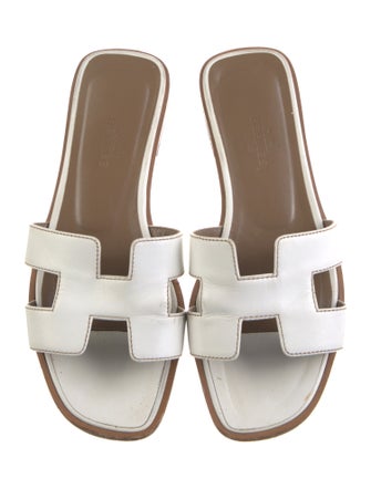 Hermès Oran H Logo Slides