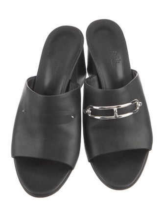 Hermès Camilla Leather Slides