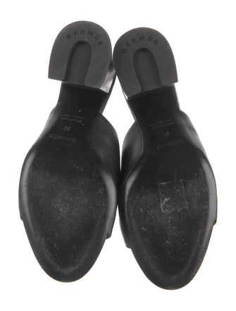 Hermès Camilla Leather Slides