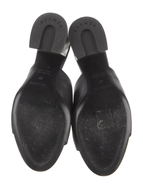 Hermès Camilla Leather Slides