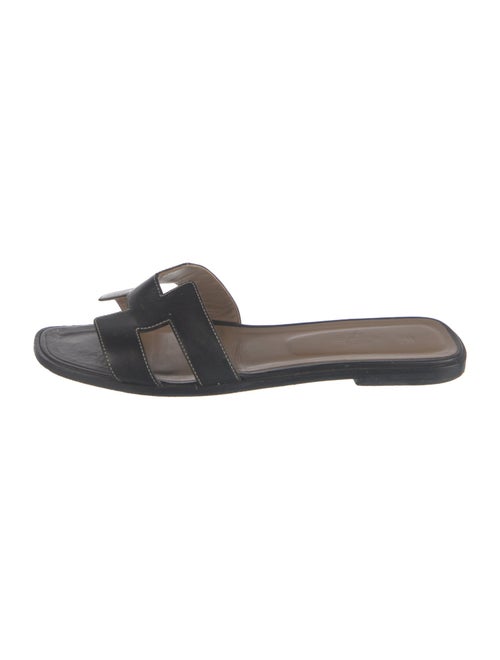 Hermès Oran H Logo Slides