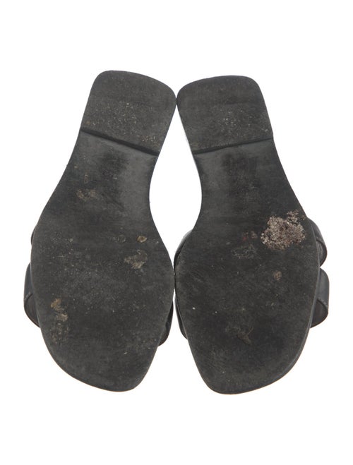 Hermès Oran H Logo Slides