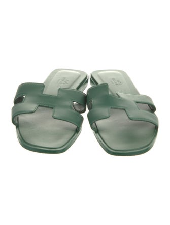 Hermès Oran Leather Slides