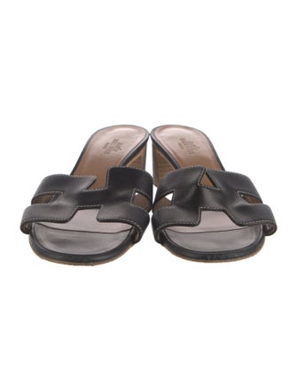 Hermès Oasis H Leather Slides